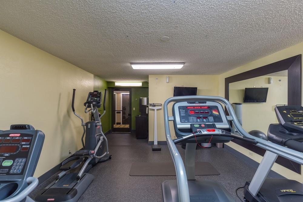 Hotel Spark By Hilton Tampa Brandon 2*