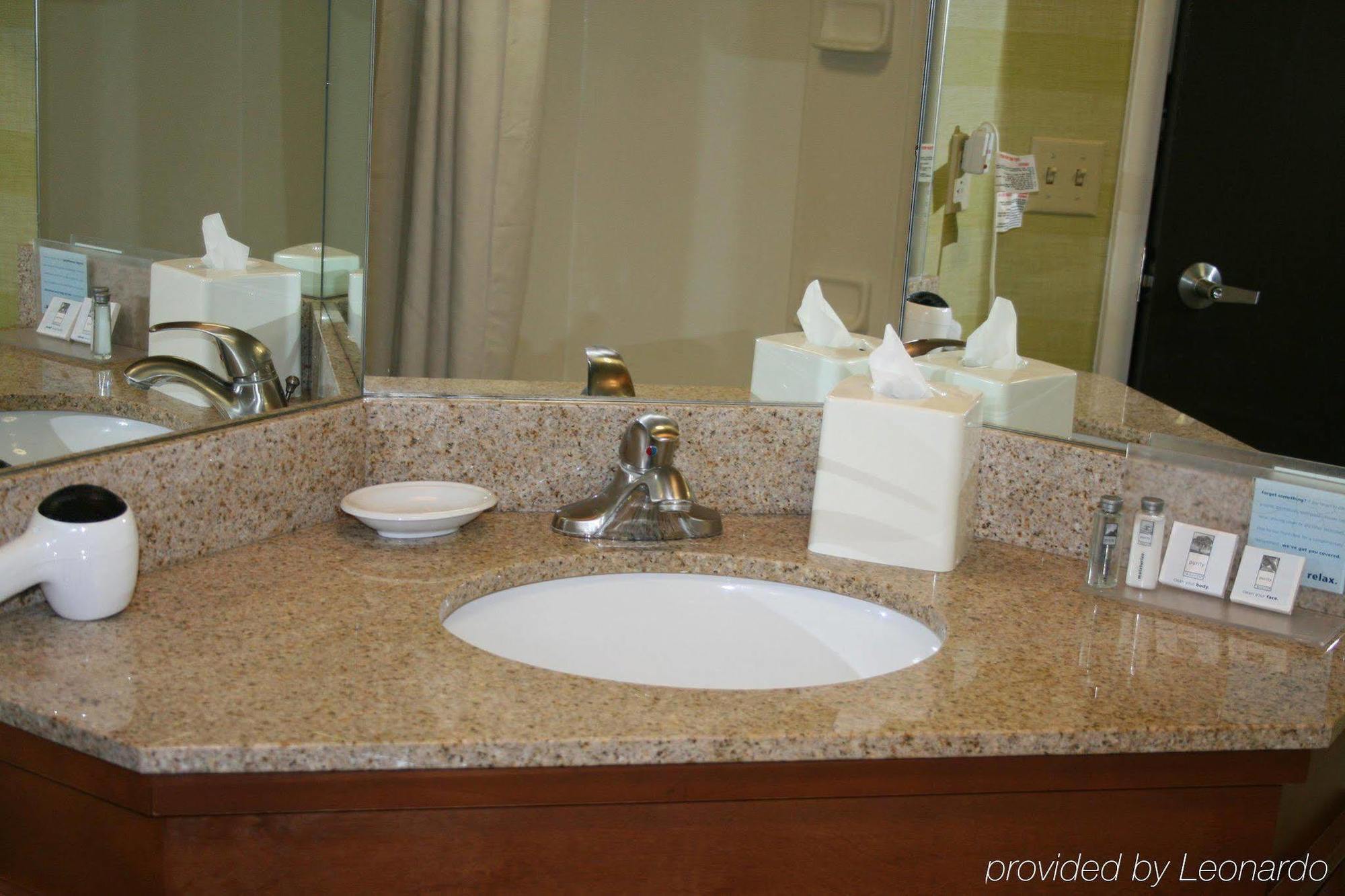 Spark By Hilton Tampa Brandon Hotel 2*