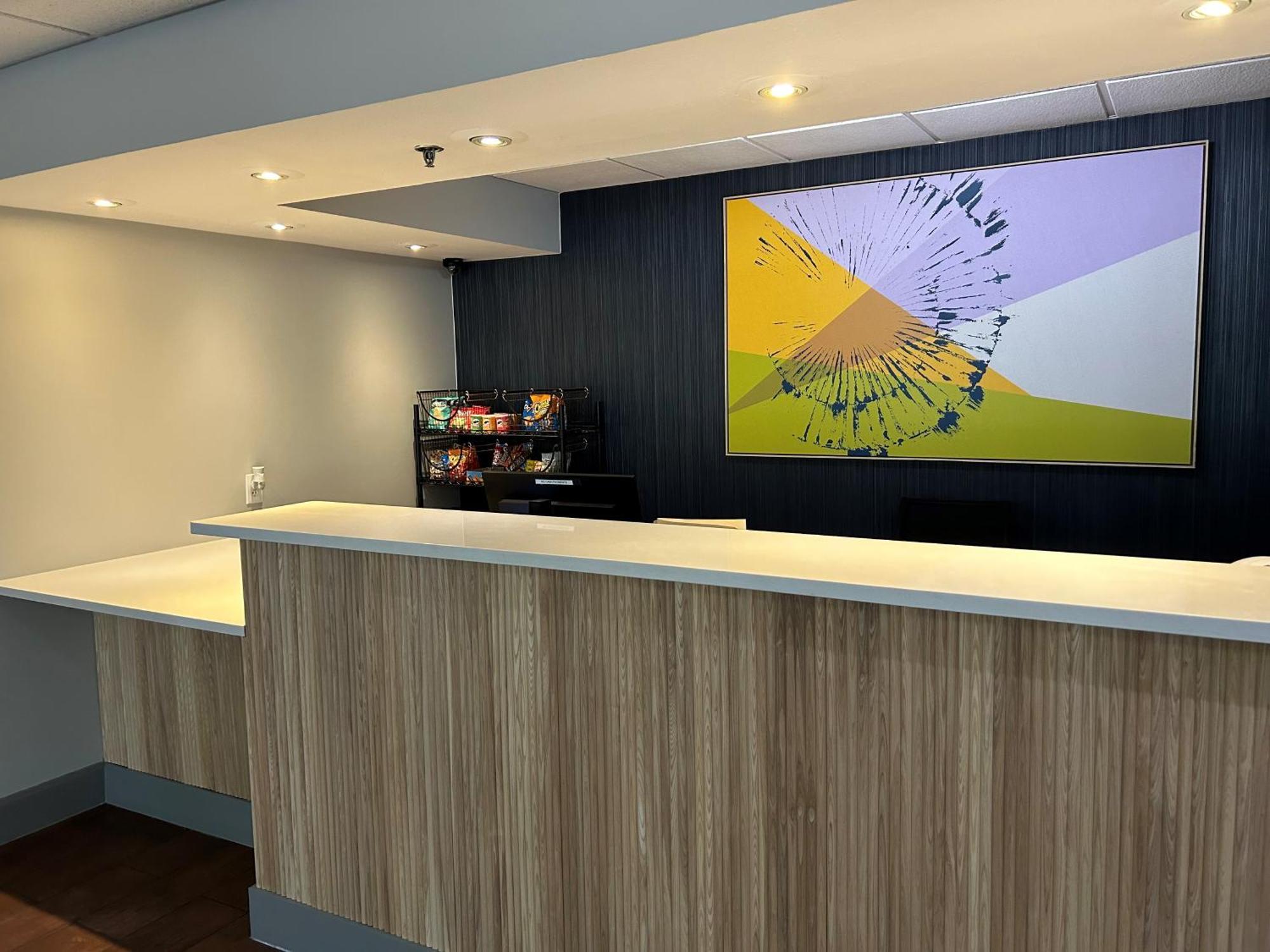 Hotel Spark By Hilton Tampa Brandon Heartland