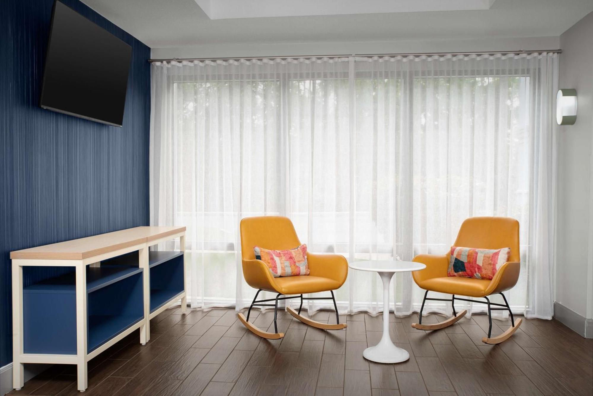Hotel Spark By Hilton Tampa Brandon Heartland